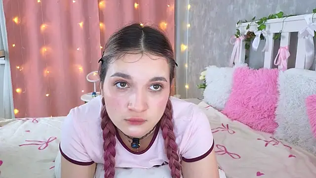 vivyboo111 online show from May 2026 08:57:02 PM