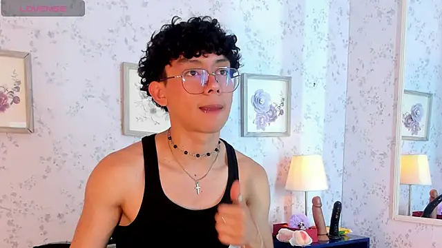 liam twiink online show from March 2026 07:30:02 PM