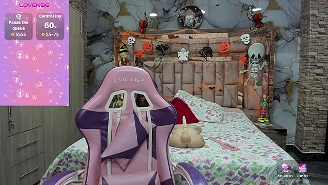 Diosa67 online show from October 2025 12:40:02 AM