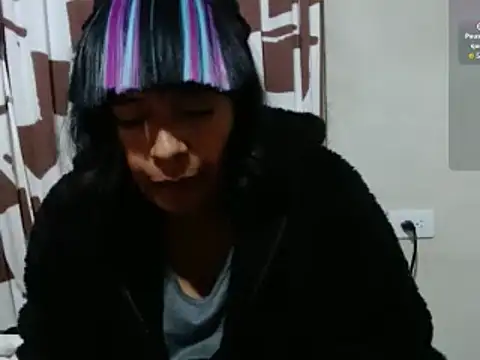 Acelinrose online show from May 2026 01:01:01 AM