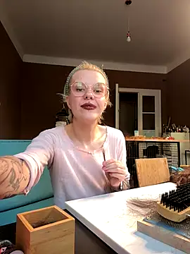 Snapshot of tacodeluxxxe chatting on October 2025 03:34:01 PM tacodeluxxxe online show from October 2025 03:34:01 PM