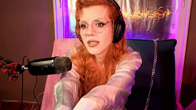 Snapshot of tacodeluxxxe chatting on March 2026 01:46:02 AM tacodeluxxxe online show from March 2026 01:46:02 AM