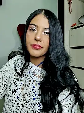 ValeNiitaLuv online show from March 2026 11:06:01 PM