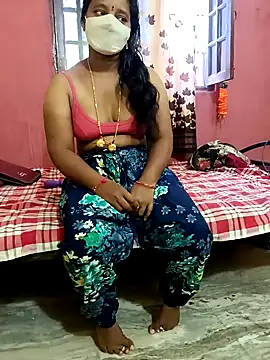 Snapshot of TeluguCuplehyd chatting on November 2025 08:24:01 AM TeluguCuplehyd online show from November 2025 08:24:01 AM