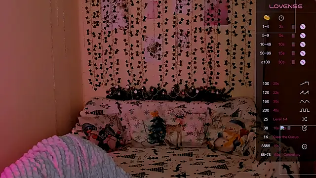 Snapshot of LinaBlossom_ chatting on January 2026 08:17:02 AM LinaBlossom online show from January 2026 08:17:02 AM