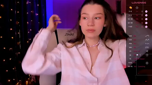 Snapshot of LinaBlossom_ chatting on January 2026 09:00:01 AM LinaBlossom online show from January 2026 09:00:01 AM