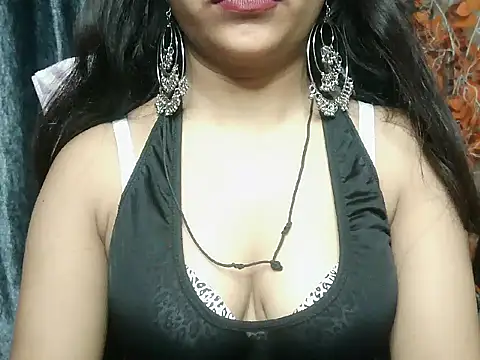 Sweey Bebo online show from October 2025 06:21:01 PM