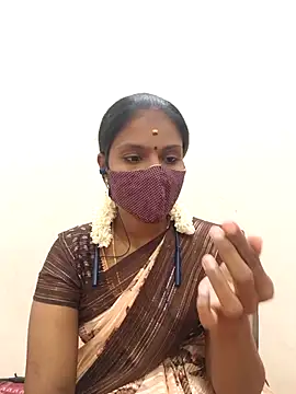 Snapshot of Tamil_Yalini12 chatting on October 2025 05:37:01 AM Tamil Yalini12 online show from October 2025 05:37:01 AM