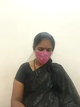 Snapshot of Tamil_Yalini12 chatting on November 2025 05:59:01 PM Tamil Yalini12 online show from November 2025 05:59:01 PM