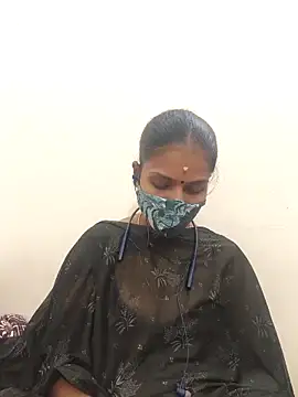 Snapshot of Tamil_Yalini12 chatting on November 2025 03:12:02 PM Tamil Yalini12 online show from November 2025 03:12:02 PM