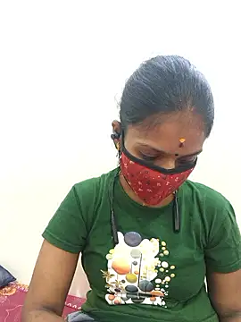 Snapshot of Tamil_Yalini12 chatting on November 2025 09:14:01 PM Tamil Yalini12 online show from November 2025 09:14:01 PM