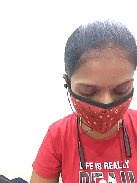 Snapshot of Tamil_Yalini12 chatting on November 2025 04:59:02 AM Tamil Yalini12 online show from November 2025 04:59:02 AM