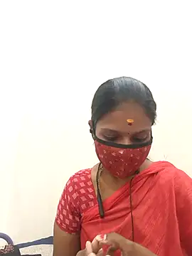 Snapshot of Tamil_Yalini12 chatting on November 2025 05:04:02 PM Tamil Yalini12 online show from November 2025 05:04:02 PM