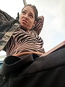  Luna-1 online show from March 2026 09:53:02 PM