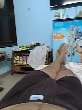 LoudGear22 online show from June 2026 03:18:02 AM