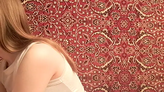 Snapshot of ivetabloom chatting on September 2025 05:15:02 PM ivetabloom online show from September 2025 05:15:02 PM