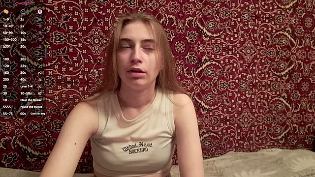 Snapshot of ivetabloom chatting on November 2025 03:04:01 PM ivetabloom online show from November 2025 03:04:01 PM