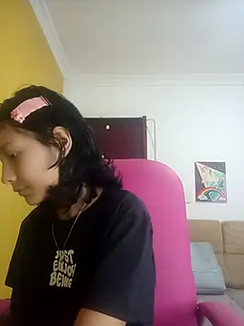 xoxo milk online show from October 2025 03:33:01 PM