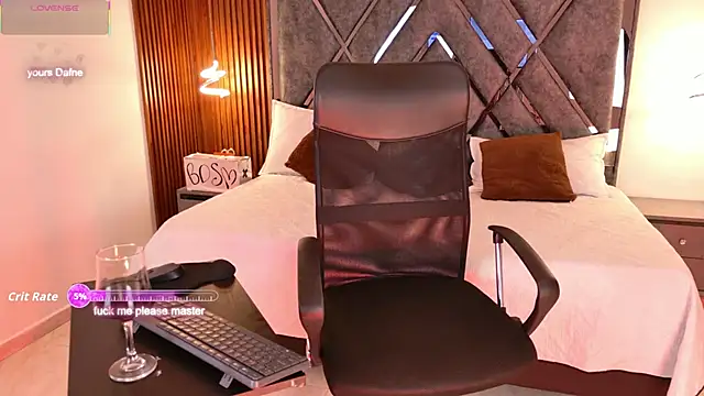 Dafne  Ruiz online show from February 2026 01:04:01 AM