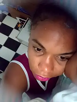 PrettahSantos online show from September 2025 02:21:01 PM