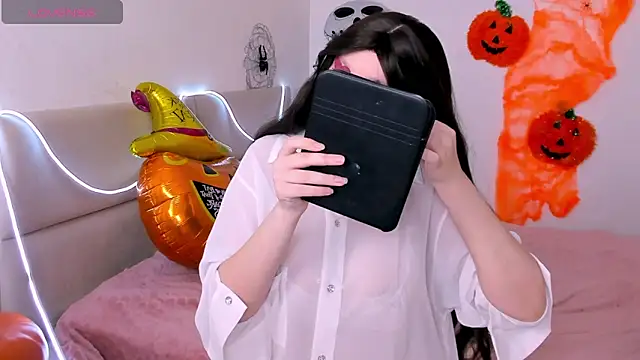 AishaAysitt online show from October 2025 03:18:01 AM