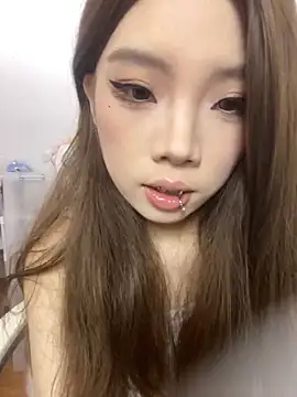 Aloves-21 online show from May 2026 10:32:02 AM