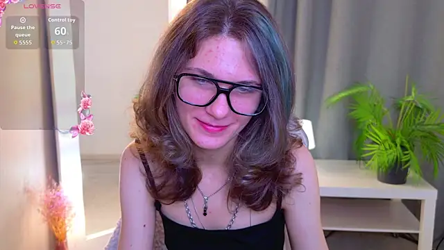 CipherellaFure online show from October 2025 01:23:01 PM