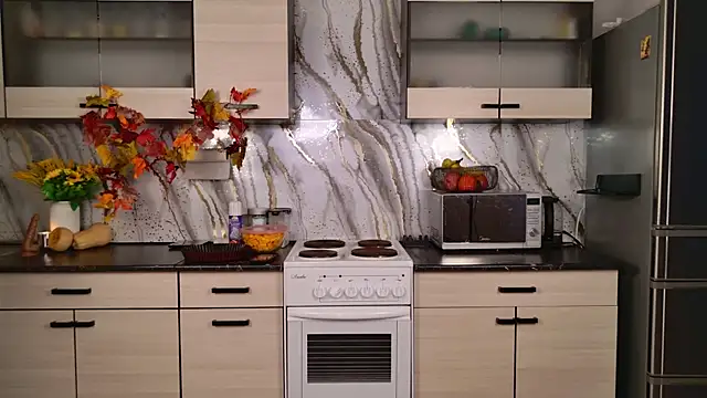 EllaCanny online show from November 2025 06:15:01 AM