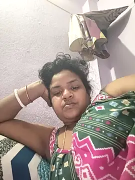 Deborbhavi222 online show from April 2026 03:12:01 PM