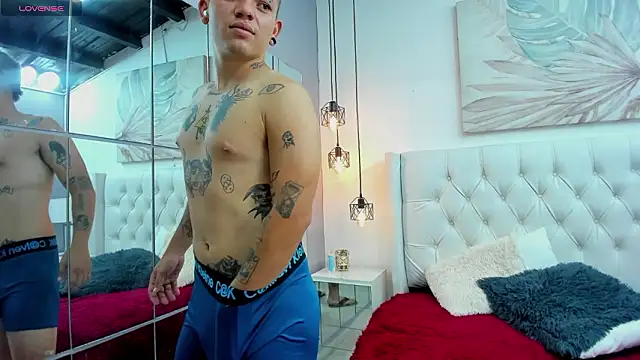 Snapshot of wildthor26 chatting on February 2026 04:19:01 AM wildthor26 online show from February 2026 04:19:01 AM