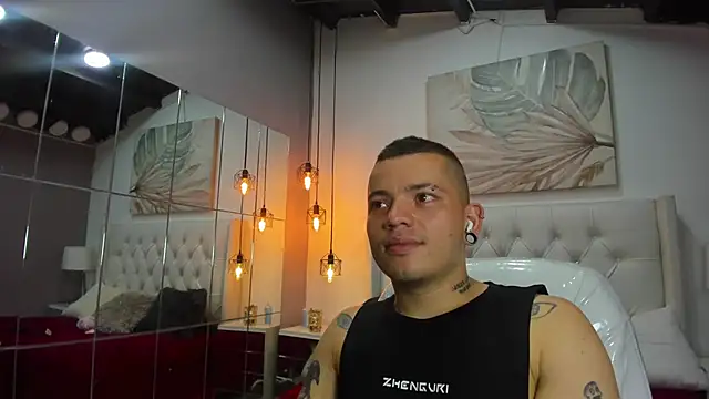 Snapshot of wildthor26 chatting on February 2026 04:44:02 AM wildthor26 online show from February 2026 04:44:02 AM