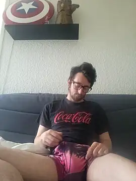 nymphomaniecouple online show from May 2026 05:56:01 AM