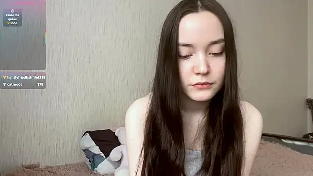 Snapshot of VividSienna chatting on March 2026 10:33:01 AM VividSienna online show from March 2026 10:33:01 AM