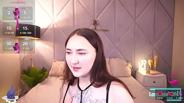 Snapshot of SashaDuvalle chatting on November 2025 08:30:01 PM SashaDuvalle online show from November 2025 08:30:01 PM