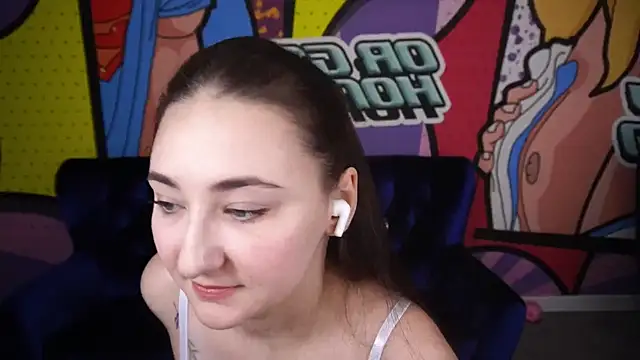 Snapshot of SashaDuvalle chatting on December 2025 06:44:02 AM SashaDuvalle online show from December 2025 06:44:02 AM