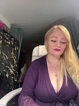 Sweet-blonde online show from March 2026 10:02:01 PM