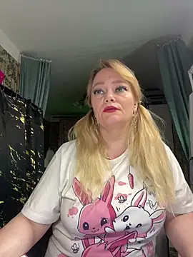 Sweet-blonde online show from April 2026 09:16:01 PM