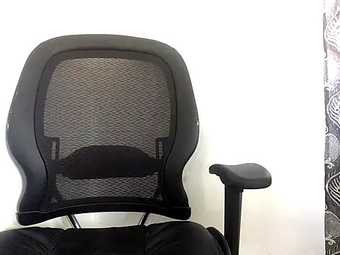 Zola Nooryi online show from October 2025 02:14:02 PM