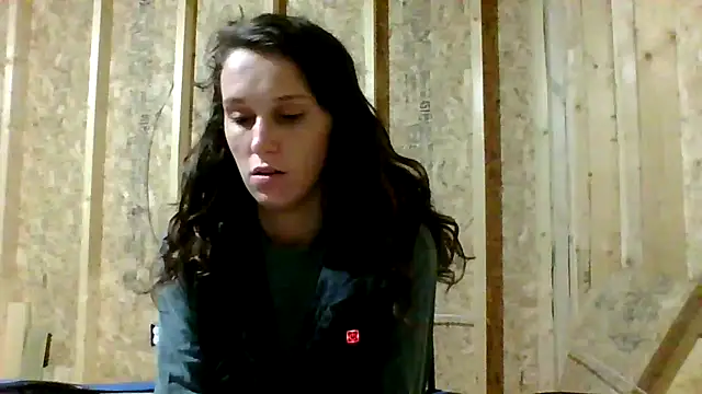 Snapshot of brunettebabexo3 chatting on November 2025 04:13:02 AM brunettebabexo3 online show from November 2025 04:13:02 AM