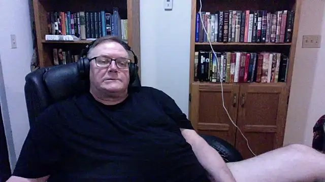 Vinyl22xh online show from July 2026 03:23:01 AM