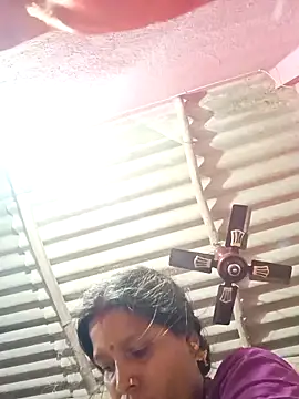 reya743 online show from December 2025 12:15:02 AM