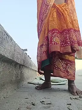 reya743 online show from February 2026 10:55:01 AM