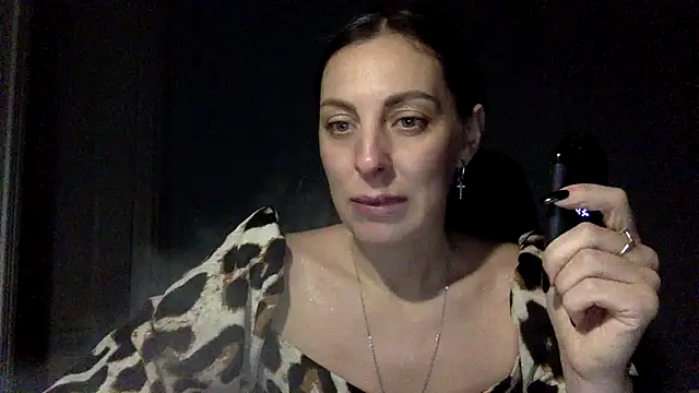 Myronell online show from October 2025 06:34:01 PM