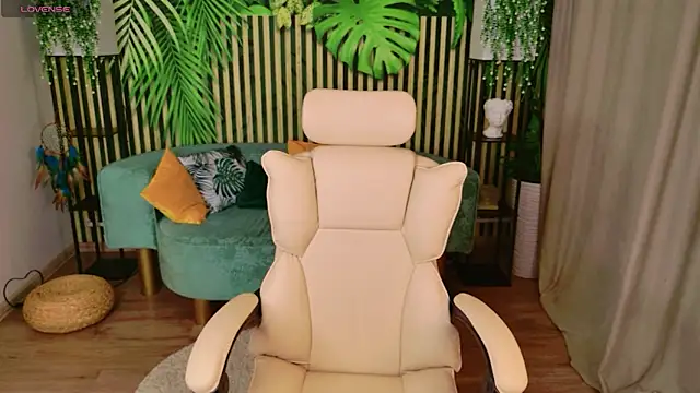 KellyHayden online show from March 2026 05:29:02 PM