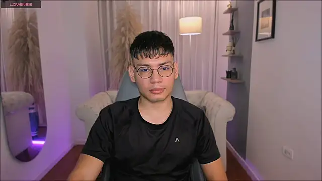 marcuswildx online show from January 2026 11:26:01 AM