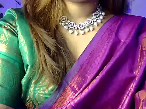 Aaliya02 online show from February 2026 03:21:02 AM