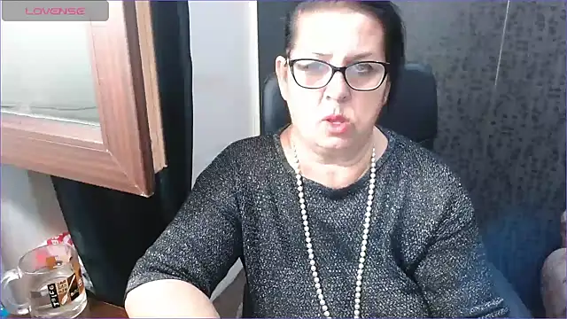 MissSanjanne online show from September 2025 08:10:02 PM