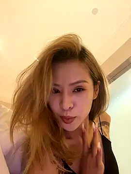 Snapshot of miumiu-66 chatting on October 2025 01:53:02 PM miumiu-66 online show from October 2025 01:53:02 PM