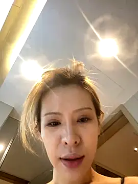 Snapshot of miumiu-66 chatting on October 2025 03:01:01 PM miumiu-66 online show from October 2025 03:01:01 PM