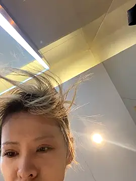 Snapshot of miumiu-66 chatting on October 2025 01:28:01 PM miumiu-66 online show from October 2025 01:28:01 PM